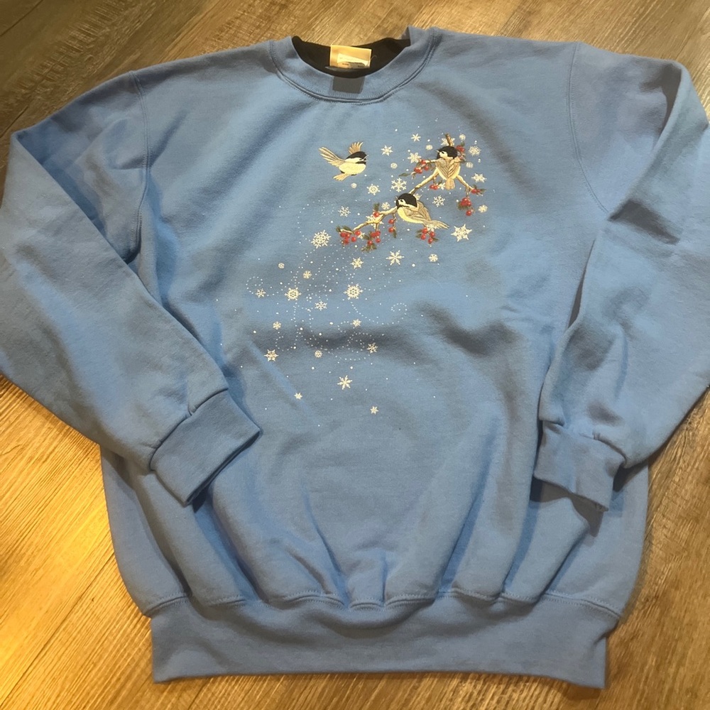 Vintage 90s Top Stitch Morning Sun blue cute bird embroidery holiday sweatshirt